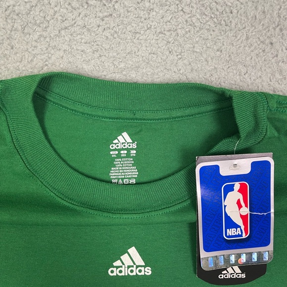 Vintage 2008 Boston Celtics T-shirt - Picture 3 of 4